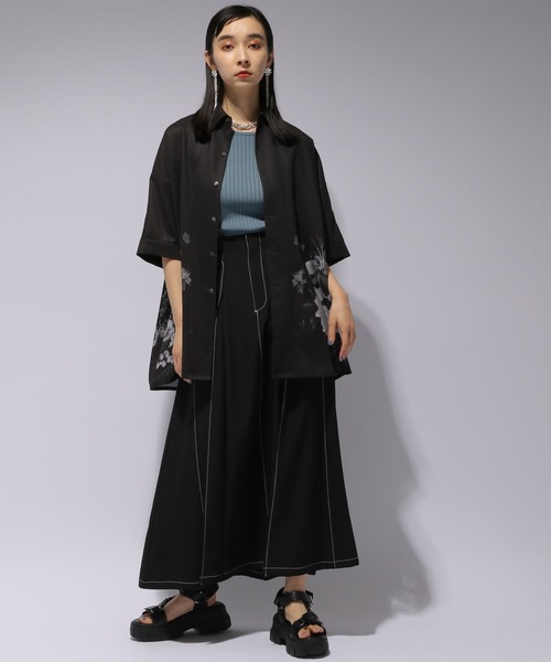 HARE（ハレ）の「2WAYニットタンクトップ(HARE)（タンクトップ・レディース・ブラック/ブルー/アイボリー・FREE）」の6枚目の写真