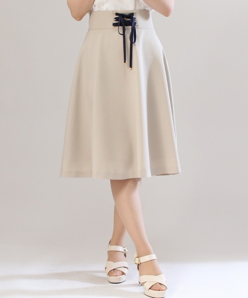 ASTORIA ODIER(アストリアオディール)の「スピンドールフレアスカート(スカート・レディース・ブルー/ネイビー/ベージュ・SMALL/X-SMALL/MEDIUM)」の2枚目の写真