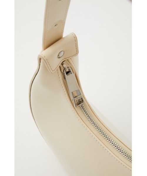 SLY（スライ）の「ENAMEL CIRCLE BAG エナメル サークル バッグ（ショルダーバッグ・レディース・ブラック/ブルー/アイボリー・FREE）」の14枚目の写真