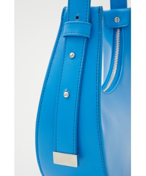 SLY（スライ）の「ENAMEL CIRCLE BAG エナメル サークル バッグ（ショルダーバッグ・レディース・ブラック/ブルー/アイボリー・FREE）」の22枚目の写真