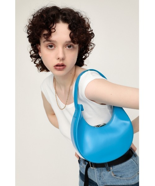 SLY（スライ）の「ENAMEL CIRCLE BAG エナメル サークル バッグ（ショルダーバッグ・レディース・ブラック/ブルー/アイボリー・FREE）」の16枚目の写真