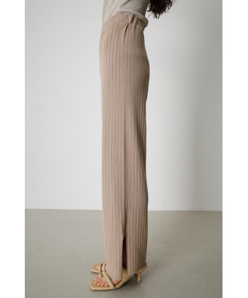 AZUL by moussy(アズールバイマウジー)の「BASIC KNIT RIB PANTS/ベーシックニットリブパンツ(その他パンツ・レディース・ベージュ/ブラック・SMALL/MEDIUM)」の7枚目の写真