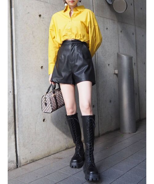 EVRIS（エヴリス）の「クロップドドロストシャツ（シャツ/ブラウス・レディース・ホワイト/ブルー/マスタード・FREE）」の15枚目の写真