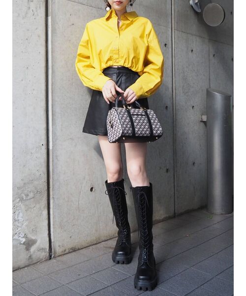 EVRIS（エヴリス）の「クロップドドロストシャツ（シャツ/ブラウス・レディース・ホワイト/ブルー/マスタード・FREE）」の16枚目の写真