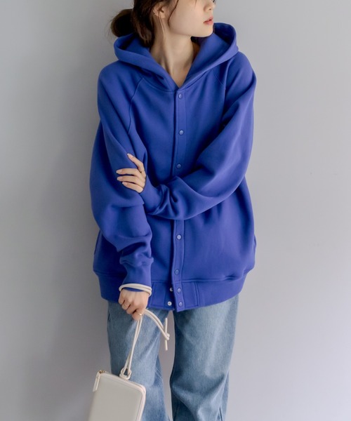 PUAL CE CIN（ピュアルセシン）の「裏起毛フードブルゾン（ブルゾン・レディース・ブルー系/イエロー/ブラック/ピンク/グレイッシュベージュ/ベージュ・FREE）」の4枚目の写真