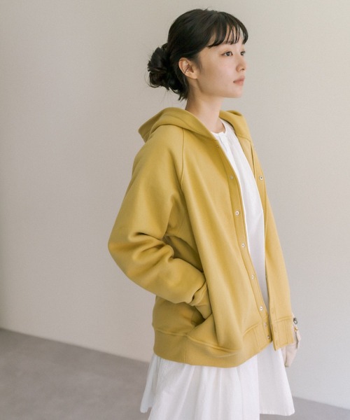 PUAL CE CIN（ピュアルセシン）の「裏起毛フードブルゾン（ブルゾン・レディース・ブルー系/イエロー/ブラック/ピンク/グレイッシュベージュ/ベージュ・FREE）」の5枚目の写真