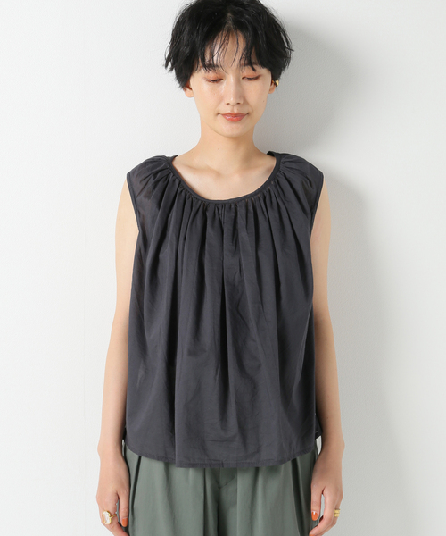 IENA(イエナ)の「【elsa esturgie/エルザ・エストロジー】 sleevelessトップス(シャツ/ブラウス・レディース・アイボリー/ブラック系その他・38)」の18枚目の写真