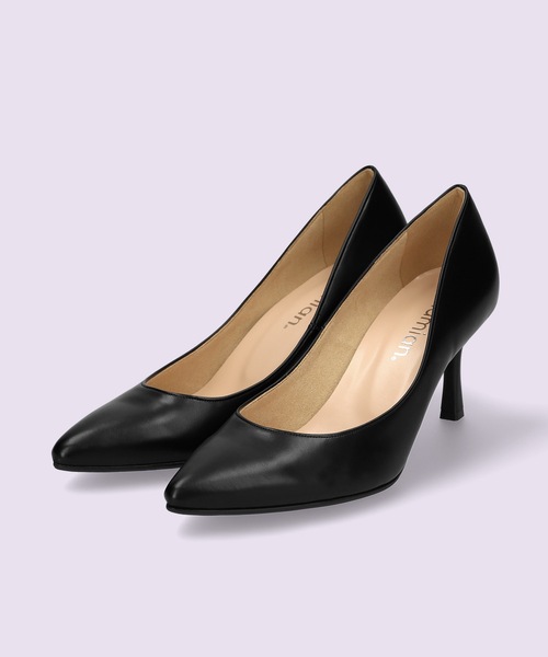 MAMIAN(マミアン)の「ポインテッドトゥ プレーンパンプス (7.0cmヒール)(パンプス・レディース・ブラック/グレイッシュベージュ/レッド・22.0cm/22.5cm/23.0cm/23.5cm/24.0cm/24.5cm)」の4枚目の写真