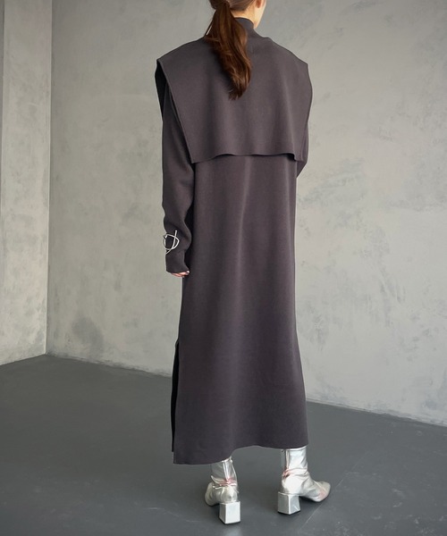 &g'aime（アンジェム）の「【&g’aime】ケープレイヤードニットワンピース/2piece（ワンピース・レディース・ブラック/パープル/グレイッシュベージュ/チャコール・FREE）」の13枚目の写真