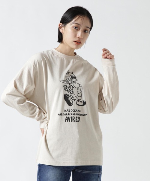 AVIREX（アヴィレックス）の「《直営店限定》TOMCAT CREWNECK L/S T-SHIRT/ トムキャットロングスリーブティーシャツ（Tシャツ/カットソー・レディース・ネイビー/ピンク系その他3/ホワイト系2・F）」の5枚目の写真