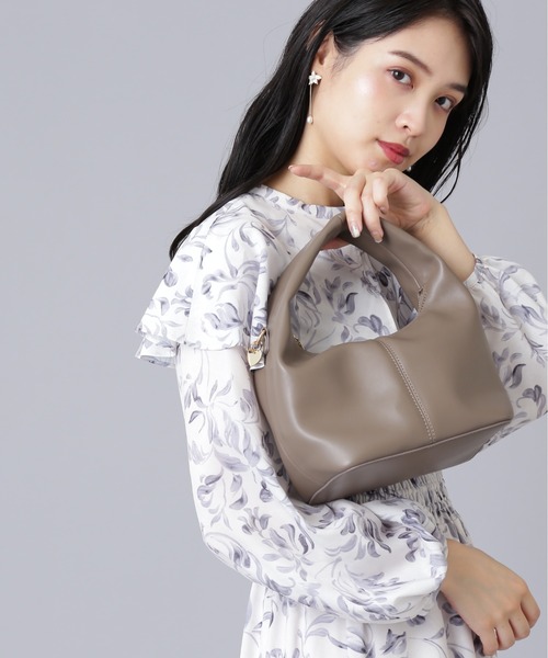 JILL by JILL STUART（ジルバイジルスチュアート）の「◇ワンハンドルポシェット（ショルダーバッグ・レディース・ピンク系その他/カーキ/ホワイト・FREE）」の2枚目の写真