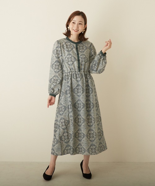 PAPAVER(パパヴェル)の「【papaver】新ダマスク柄OP(ワンピース・レディース・グリーン/ブルー/ブラック・MEDIUM)」の3枚目の写真