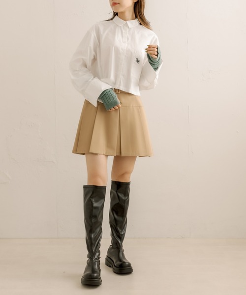 OLIVE des OLIVE（オリーブデオリーブ）の「クロップド丈シャツ（シャツ/ブラウス・レディース・オフホワイト/サックスブルー・FREE）」の3枚目の写真