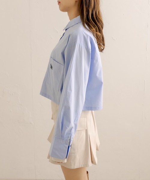 OLIVE des OLIVE（オリーブデオリーブ）の「クロップド丈シャツ（シャツ/ブラウス・レディース・オフホワイト/サックスブルー・FREE）」の18枚目の写真