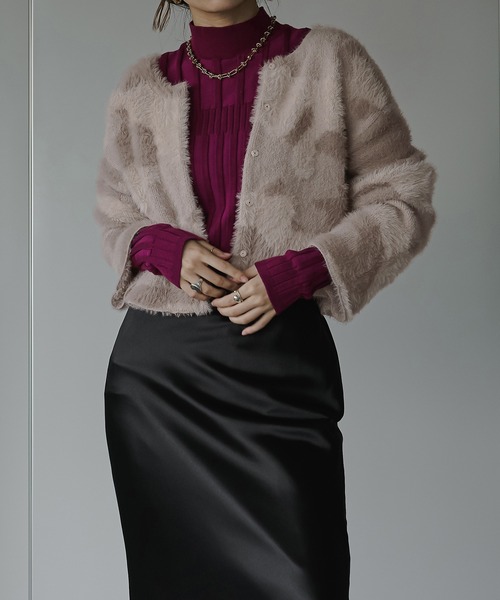 Ezick（エジック）の「MEOWシャギーショートカーディガン（カーディガン/ボレロ・レディース・グレイッシュベージュ/ブルー/ダークグリーン・FREE）」の13枚目の写真