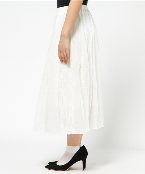 ikka（イッカ）の「TRボイルギャザーロングスカート（スカート・レディース・オフホワイト/オレンジ/ネイビー・LARGE/MEDIUM）」の8枚目の写真