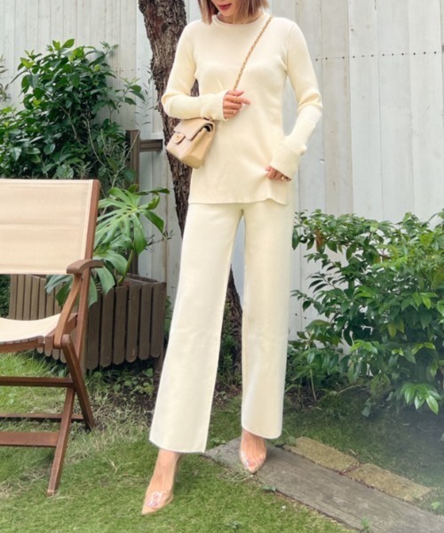 Vicente(ヴィセンテ)の「Flare knit pants(その他パンツ・レディース・ブラック/ライトベージュ/ホワイト・FREE)」の4枚目の写真
