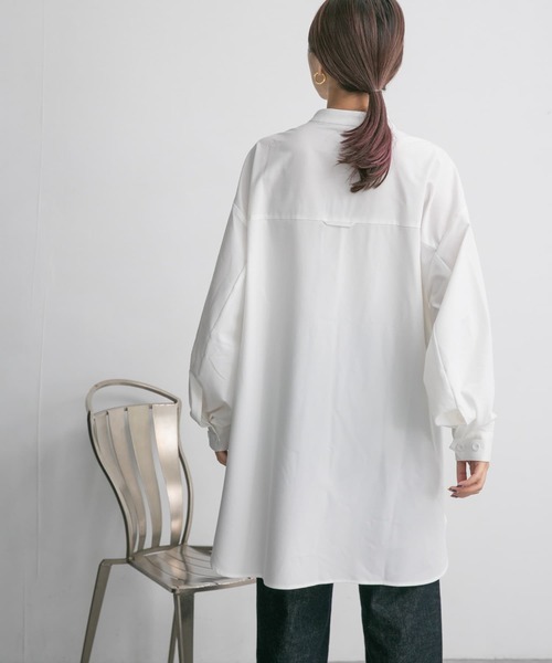 KBF(ケイビーエフ)の「エクストララージシャツ(シャツ/ブラウス・レディース・ブルー/ホワイト/チャコールグレー・ONE)」の7枚目の写真