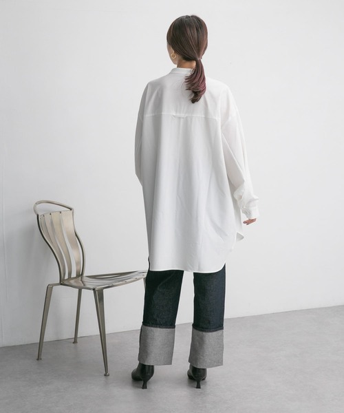 KBF(ケイビーエフ)の「エクストララージシャツ(シャツ/ブラウス・レディース・ブルー/ホワイト/チャコールグレー・ONE)」の10枚目の写真