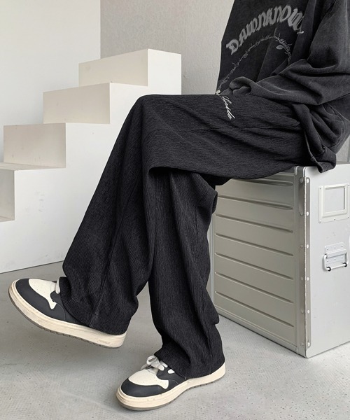 FVLMEN(フルメン)の「【FVLMEN】onepoint embroidery relax Pants/ワンポイント 刺繍 リラックス パンツ(その他パンツ・メンズ・アイボリー/ブラウン/ブラック・MEDIUM/LARGE/X-LARGE)」の13枚目の写真