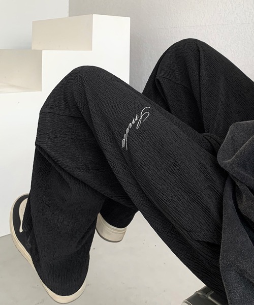 FVLMEN(フルメン)の「【FVLMEN】onepoint embroidery relax Pants/ワンポイント 刺繍 リラックス パンツ(その他パンツ・メンズ・アイボリー/ブラウン/ブラック・MEDIUM/LARGE/X-LARGE)」の21枚目の写真
