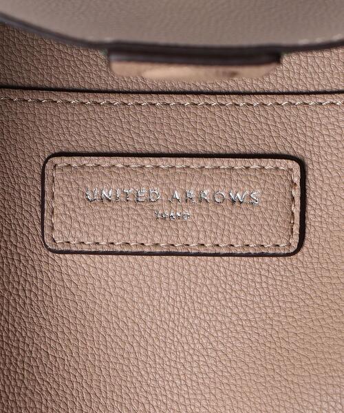 UNITED ARROWS（ユナイテッドアローズ）の「SHRINK ポケット トートバッグ（ショルダーバッグ・レディース・オフホワイト/ブラック/ベージュ・FREE）」の11枚目の写真