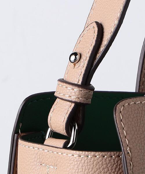 UNITED ARROWS（ユナイテッドアローズ）の「SHRINK ポケット トートバッグ（ショルダーバッグ・レディース・オフホワイト/ブラック/ベージュ・FREE）」の16枚目の写真