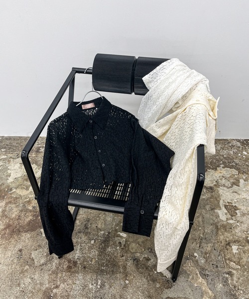 EPIMI E'PIMMY（エピミエピミー）の「キカガクレースショートシャツ（シャツ/ブラウス・レディース・アイボリー/ブラック/オフホワイト・MEDIUM）」の3枚目の写真