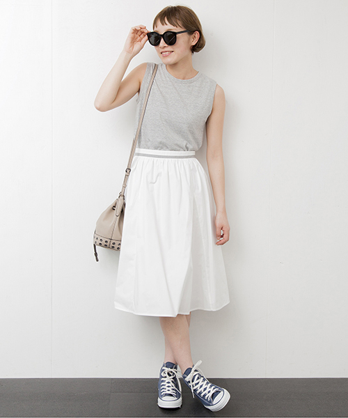 Demi-Luxe BEAMS（デミルクス ビームス）の「【CLASSY.8月号掲載】Demi-Luxe BEAMS / 天竺 ノースリーブ Tシャツ（Tシャツ/カットソー・レディース・ホワイト/ライトグレー/ライトブルー/ネイビー・ONE SIZE）」の6枚目の写真