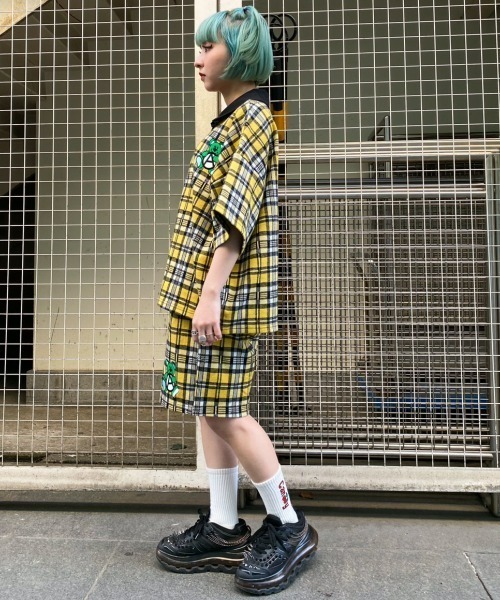 Candy Stripper（キャンディストリッパー）の「ANARCHY BEAR HALF パンツ（その他パンツ・レディース・ブラック/イエロー/レッド・2）」の9枚目の写真