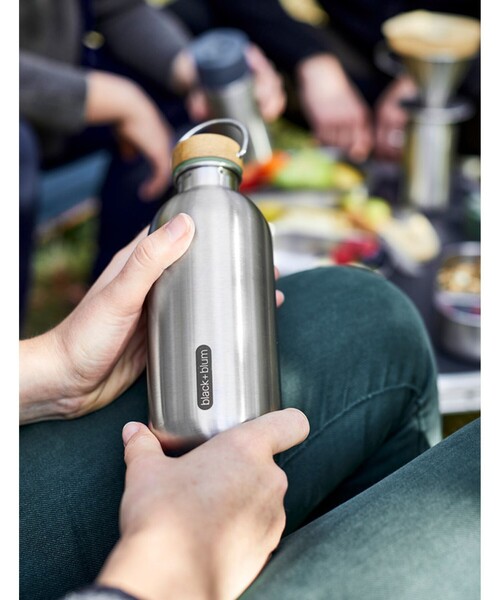 こども ビームス（コドモビームス）の「black+blum / ウォーターボトル（600ml）（水筒・キッズ・オリーブ・ONE SIZE）」の7枚目の写真