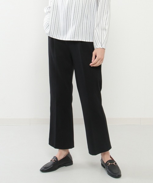 ikka(イッカ)の「Beasystretch フレアパンツ(その他パンツ・レディース・ブラック/グレー/グリーン・M/L)」の2枚目の写真