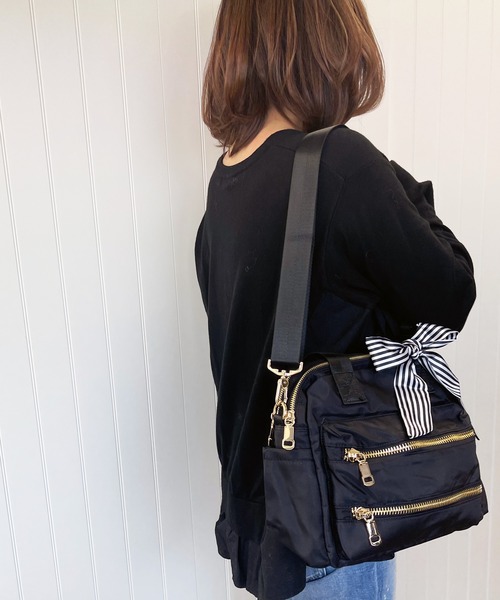 NOLITA LABORATORY（ノリータラボラトリー）の「【 NOLITA / ノリータ 】7ジップ 8ポケット ２Way ハンドバッグ（ショルダーバッグ・レディース・ブラック・ONE SIZE）」の3枚目の写真