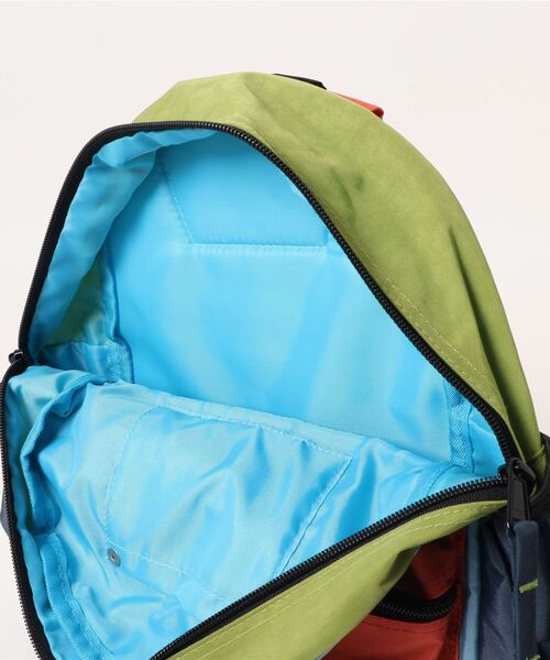 Ocean&Ground(オーシャン&グラウンド)の「///DAYPACK CRAZY//デイパック/1215102/DAYPACK CRAZY(バックパック/リュック・キッズ・ライトブルー/ブルー/キャメル・S/M)」の7枚目の写真