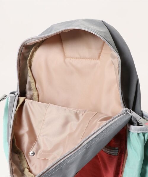Ocean&Ground(オーシャン&グラウンド)の「///DAYPACK CRAZY//デイパック/1215102/DAYPACK CRAZY(バックパック/リュック・キッズ・ライトブルー/ブルー/キャメル・S/M)」の5枚目の写真