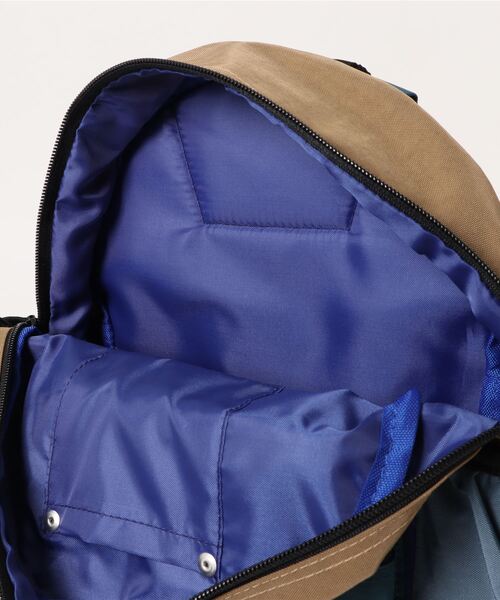 Ocean&Ground(オーシャン&グラウンド)の「///DAYPACK CRAZY//デイパック/1215102/DAYPACK CRAZY(バックパック/リュック・キッズ・ライトブルー/ブルー/キャメル・S/M)」の4枚目の写真