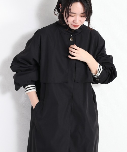 cepo（セポ）の「ハイネック シャークスキンコート（ステンカラーコート・レディース・ブラック/オフホワイト・M）」の7枚目の写真