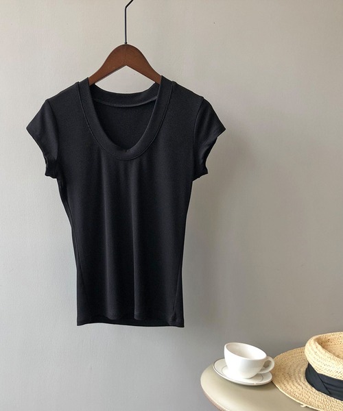 Jewelobe（ジュエローブ）の「UネックTシャツ（Tシャツ/カットソー・レディース・ホワイト/ブラウン/ベージュ/杢グレー/ブラック・FREE）」の9枚目の写真