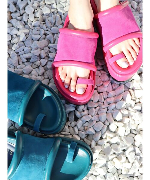 EVRIS（エヴリス）の「バルキープラットフォームサンダル（サンダル・レディース・ブラック/ブルー/ピンク・SMALL/MEDIUM/LARGE）」の8枚目の写真