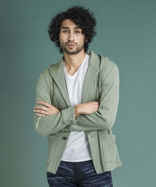MICHEL KLEIN HOMME   （ミッシェルクランオム）の「プリーツパーカー（パーカー・メンズ・ライトグレー/ネイビー/カーキ・MEDIUM/LARGE/X-LARGE）」の8枚目の写真