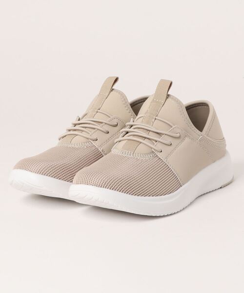 GAP(ギャップ)の「【GAP】ギャップ バンジーレーススリッポンスニーカー GPU22321(スニーカー・レディース・カーキ/ブラック/ネイビー/ベージュ/レッド・25.0cm/27.0cm/24.0cm/23.0cm/26.0cm/28.0cm)」の2枚目の写真