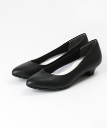 AcureZ（アキュアーズ）の「【ラクとキレイ】晴雨兼用 3E／2.8cmヒール　 プレーンパンプス（パンプス）」