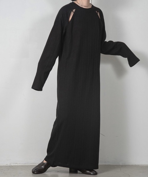 lawgy(ラウジー)の「random rib shoulder slit op(ワンピース・レディース・アイボリー/ブラック・FREE)」の12枚目の写真