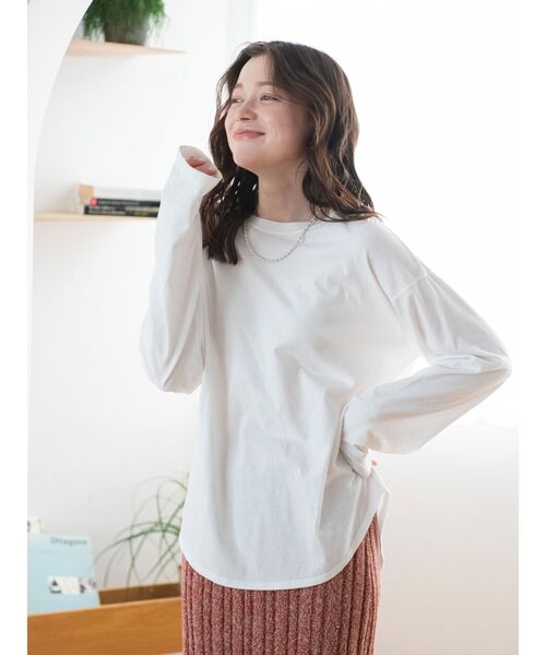 Ungrid（アングリッド）の「ラウンドロングスリーブTee（Tシャツ/カットソー・レディース・オフホワイト・FREE）」の2枚目の写真