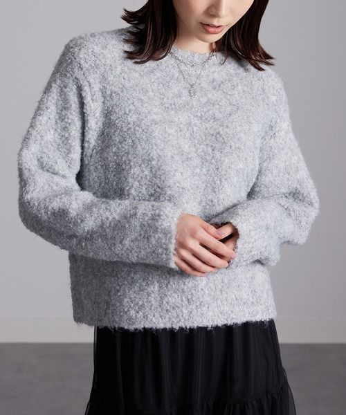 RANAN(ラナン)の「ふわふわブークレークロップド丈ニット(ニット/セーター・レディース・ブルー/ベージュ/オレンジ/グレー/ブラック・L/LL/M)」の11枚目の写真