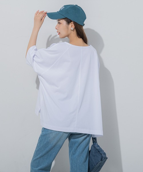 VICKY(ビッキー)の「【シンプルだからこそ着まわせる】ルーズカットプルオーバー《洗濯機で洗える》(Tシャツ/カットソー・レディース・ベージュ/ホワイト/ブラック・M)」の4枚目の写真