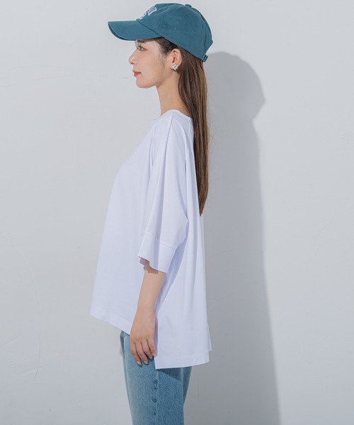 VICKY(ビッキー)の「【シンプルだからこそ着まわせる】ルーズカットプルオーバー《洗濯機で洗える》(Tシャツ/カットソー・レディース・ベージュ/ホワイト/ブラック・M)」の7枚目の写真