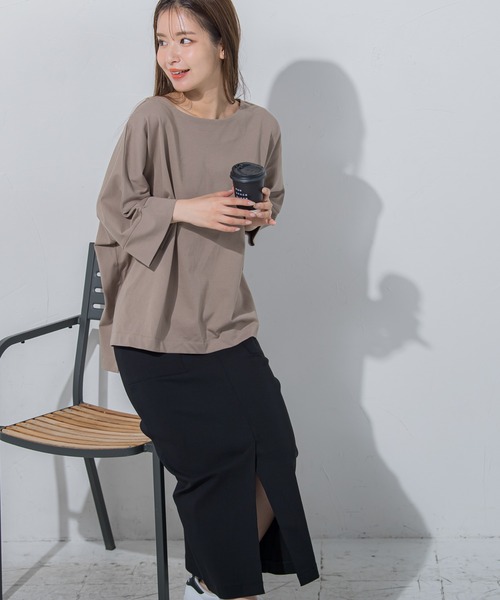 VICKY(ビッキー)の「【シンプルだからこそ着まわせる】ルーズカットプルオーバー《洗濯機で洗える》(Tシャツ/カットソー・レディース・ベージュ/ホワイト/ブラック・M)」の22枚目の写真