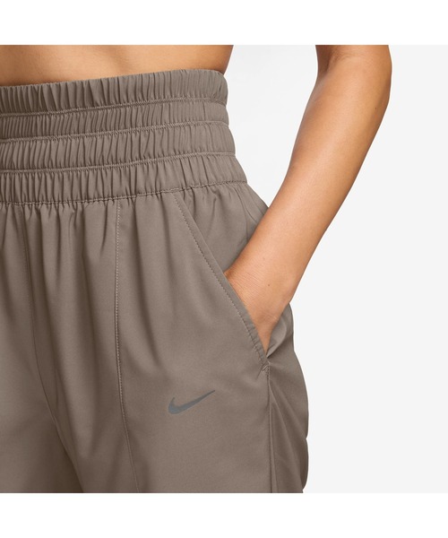 NIKE(ナイキ)の「ナイキ NIKE ナイキ ワン HR パンツ(その他パンツ・レディース・ブラック/ライラック/ベージュ・M/S/XL/L)」の15枚目の写真