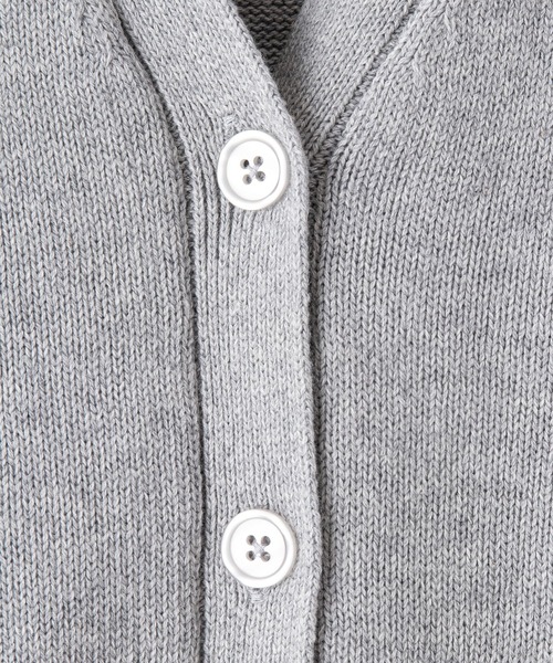 PLAYBOY(プレイボーイ)の「【PLAY BOY/プレイボーイ】スクールカーディガン 制服 高校生 中学生 JK DK ユニセックス コットン100% ロゴ刺繍 ワンポイント(カーディガン/ボレロ・メンズ・ブラック/ベージュ/ネイビー/グレー・MEDIUM/LARGE)」の8枚目の写真